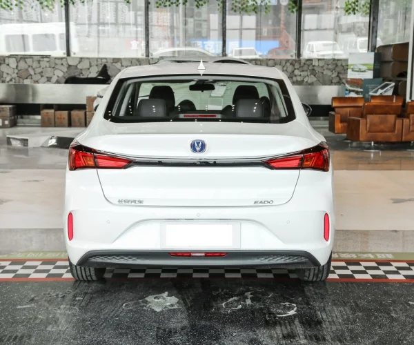 электрокар CHANGAN EADO EV460 в наличии