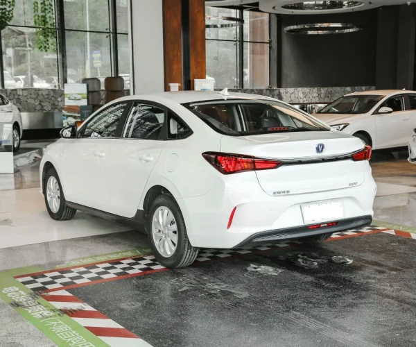 электрокар CHANGAN EADO EV460 цена